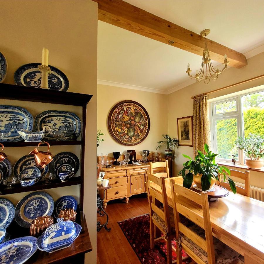 The Old School B&B Chichester Luaran gambar
