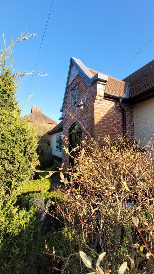 The Old School B&B Chichester Luaran gambar